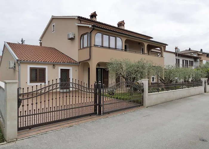 Apartment Monte Grande *